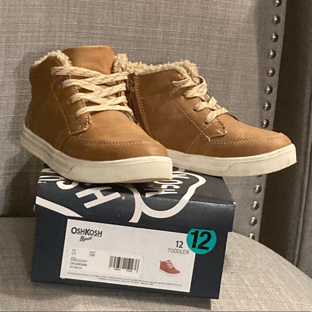 Boys size 12c brown sneaker boots Osh Kosh